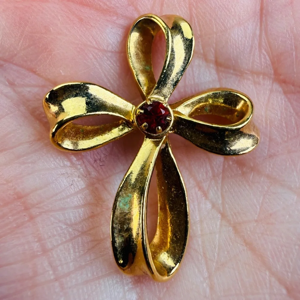 Vintage Goldtone Cross Pendant with Red Center Accent